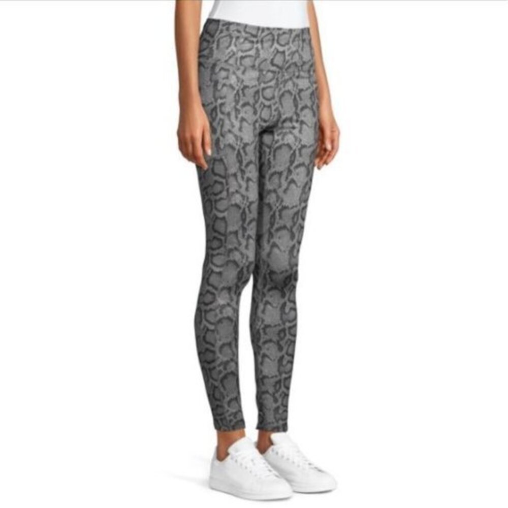 Avia Snakeskin Print Athletic Pants Size Small 4-6
